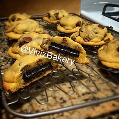 Viviz Monster Cookies. Chocolate Chip Stuffed Oreo Cookies.