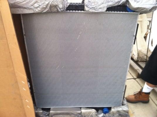 Freightliner cascadia radiator