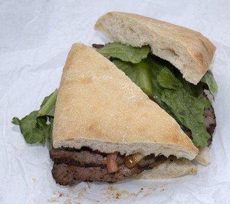 Tri-tip sandwich