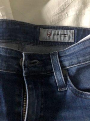 Jean label