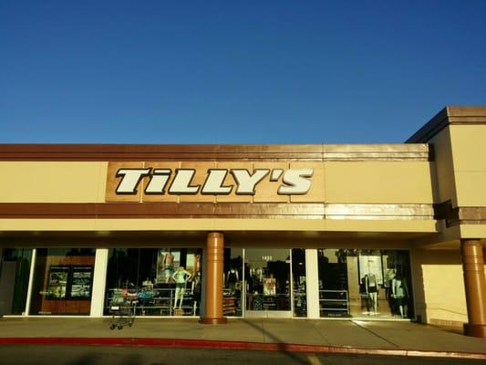 Tillys