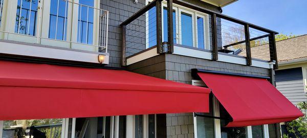 Retractable & Large Window Awning