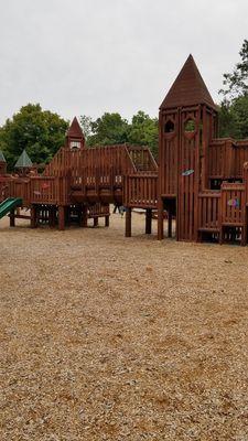 Great park. Tons of things for the kids to do. Park was very clean. Friendly kids and adults.