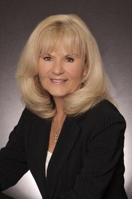 Linda Olsinski - Lang Realty