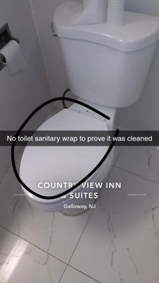 No toilet sanitary wrapper as of not cleaned.