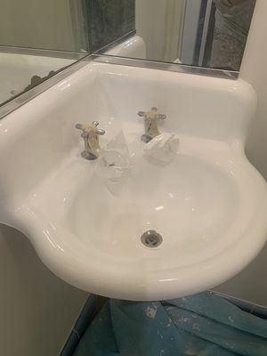 Bathroom sink Reglaze