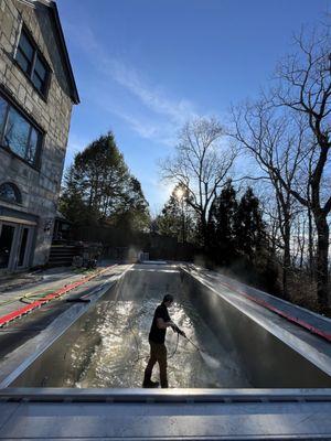 Easy power wash to clean stainless steel pools