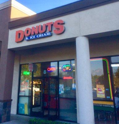 "Donuts and Ice Cream", on Euclid Avenue & Philadelphia Street in Ontario.