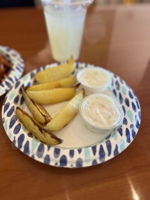 Part of the medium wings combo- 6 potato wedges