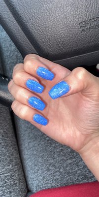 Dip powder manicure with tip