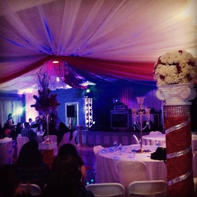 Quinceañera & Wedding Expo by Diana. Event manager.