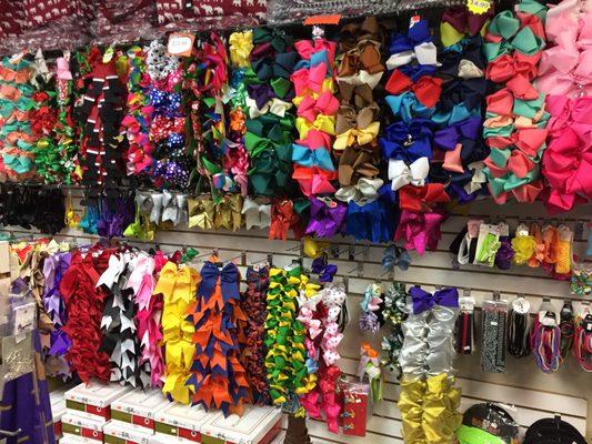 A wall of hair bows!