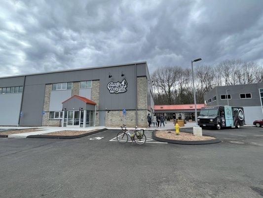 La Mesa Food Truck at Counter Weight Brewing Company in Cheshire