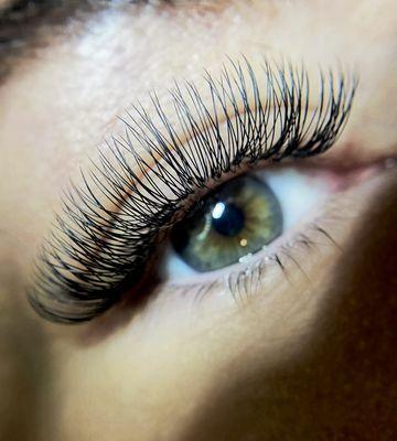 Hybrid Lashes