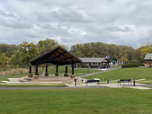 Amphitheater, picnic area, and playground.