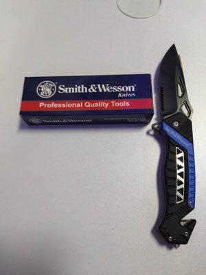 Smith&Wesson knife sold at a Perrysburg knife store