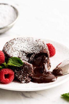 Chocolate Molten Truffle Lava Cake