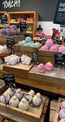 Cute bath bombs