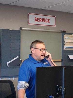 Tim, Service Mgr