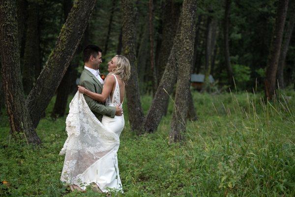 Montana Wedding Photography, natural colors, beautiful connections, gorgeous locations