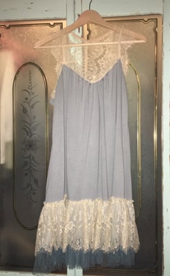 Chic vintage style dress, I always get compliments when I wear her