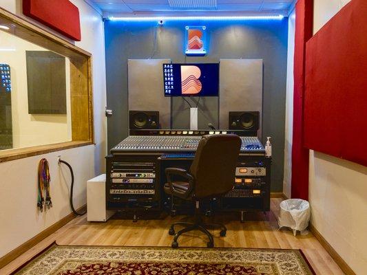 Breakthrough Sounds - Cleveland Recording Studio - Studio A