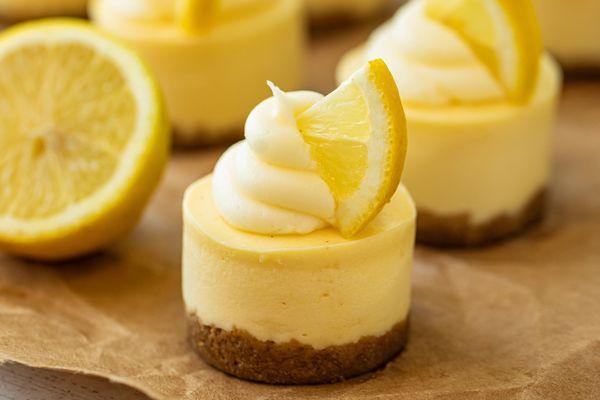 Lemon cheesecake