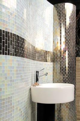 mosaic bathroom tile