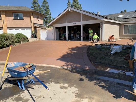 Troweling out the concrete driveway