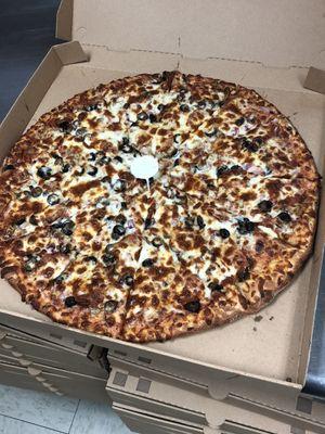 Delicious 18" extra large pizza