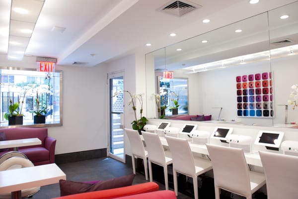 Essie Nail Salon