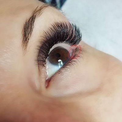 Volume Set using Borboletabeauty lash extensions!