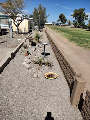 Slump block wall in Florence Gardens with 3/8" PeaGravel