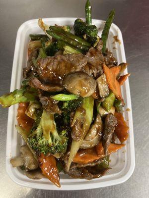 85. Beef with Mixed Vegetables