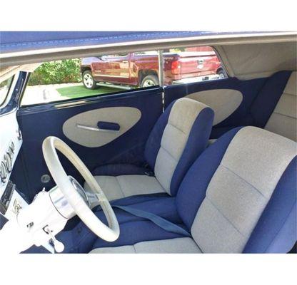 1937 Ford hotrod interior