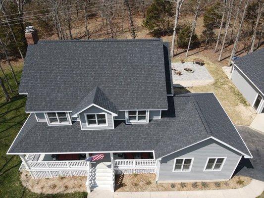 Owens Corning TruDefinition Duration Shingle in Black Onyx