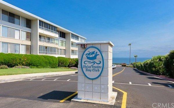 Entrance to Palos Verdes Bay Club