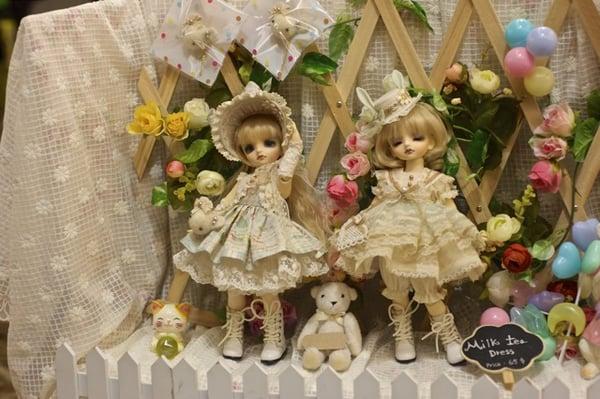 BNB Doll tinies and outfits