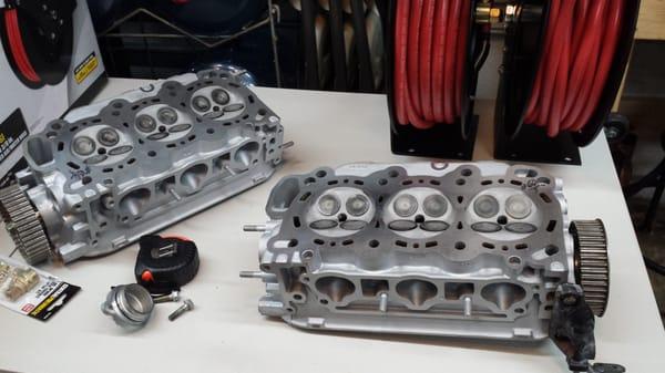 2003 Acura TL heads