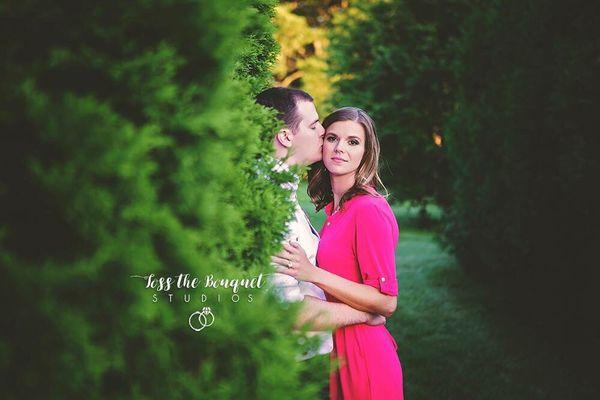 www.tossthebouquetstudios.com wedding, engagement, and boudoir photography.