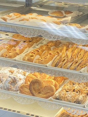 Calandra's Italian & French Bakery