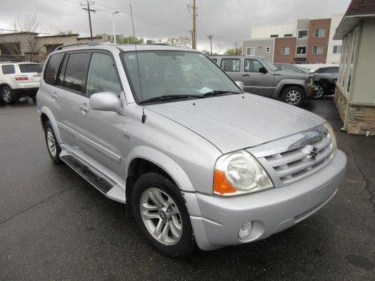 2004 SUZUKI- XL7 RWD 6CYL 2.5L-122K: $3,495