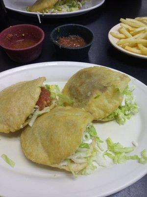 Gorditas de carnitas