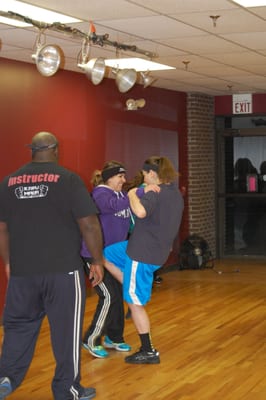 Getting the ladies ready, real life defense for real life situations. Choke defense that works and saves lives.