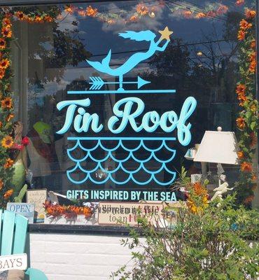 Tin Roof Gifts, gifts inspired by the sea.