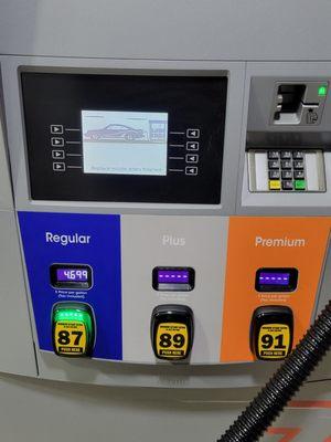 Chip Enabled 76 cards accepted at pump