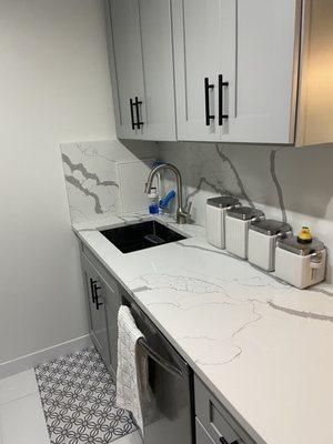 Counters/ Backsplash