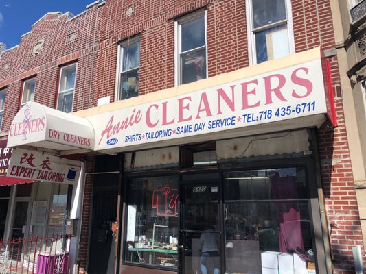 Annie Cleaners