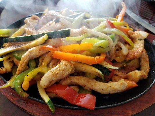 Chicken fajitas..could have used more seasoning