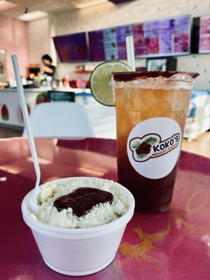 Elotes y un Michelada